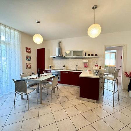 Das Rote Haus Ρίβα ντελ Γκάρντα Εξωτερικό φωτογραφία