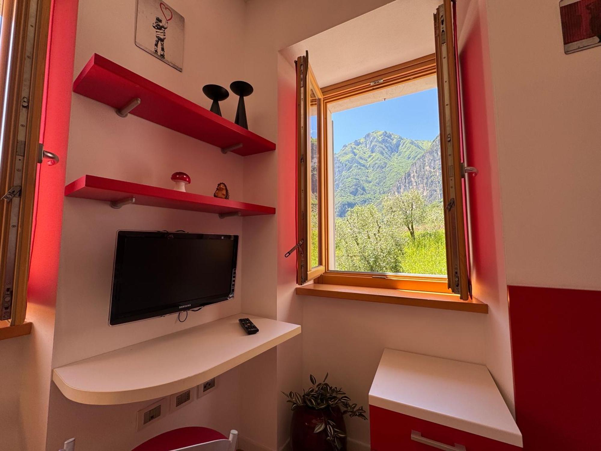 Das Rote Haus Ρίβα ντελ Γκάρντα Εξωτερικό φωτογραφία